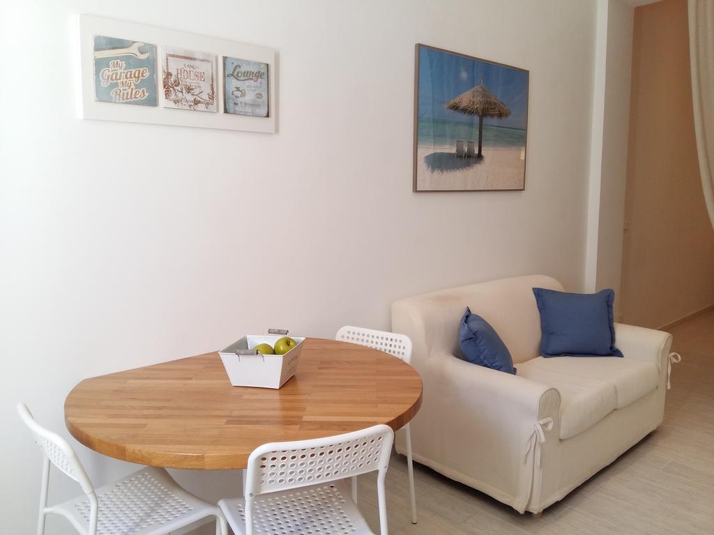 Appartamenti E Camere Silva Trapani Oda fotoğraf